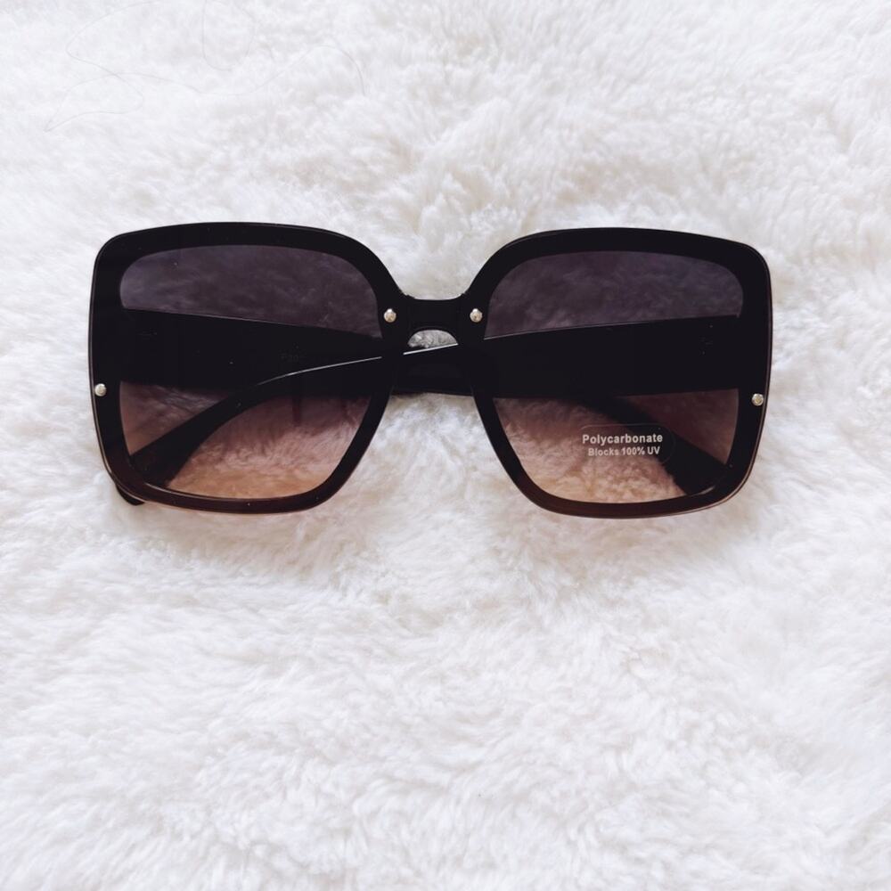 Abby Black Square Frame Sunglasses